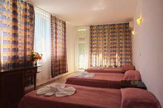 Отель Sunny Varshava Hotel Золотые Пески Двухместный номер с 1 кроватью (для 2 взрослых)-3